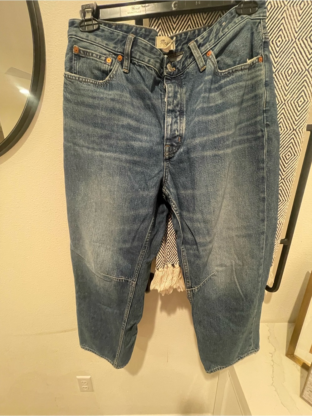 Madewell The Darted Barrel-Leg Women’s Jeans